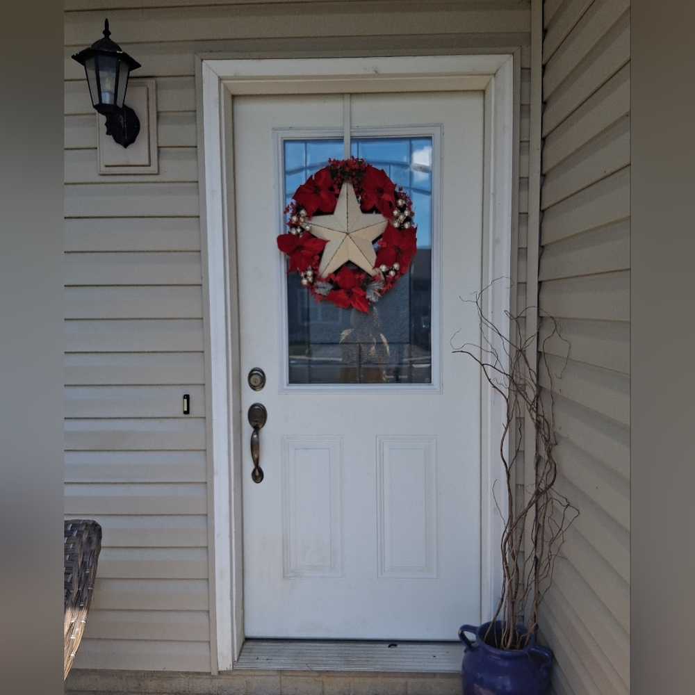 Christmas Wreath - Picture 2 of 4